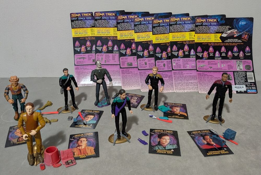 Vintage Star Trek DS9 Playmates Action Figure Lot of 7 Loose with Cards
